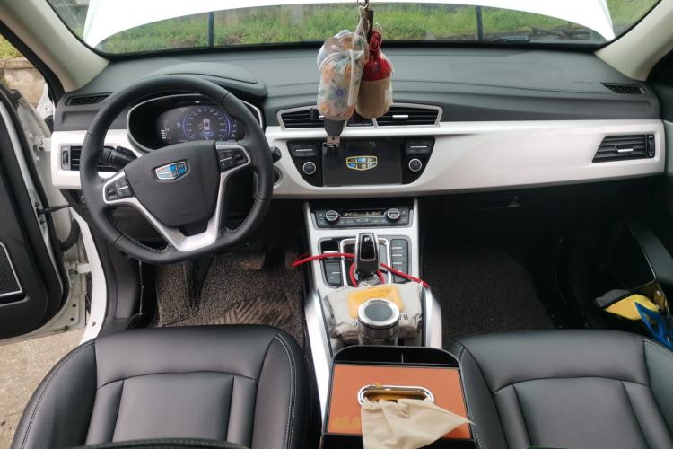 Used Geely Auto Emgrand X7 Sport 2020 1.8TD DCT Two-Wheel Drive Smart Connect 4G-Enabled Version