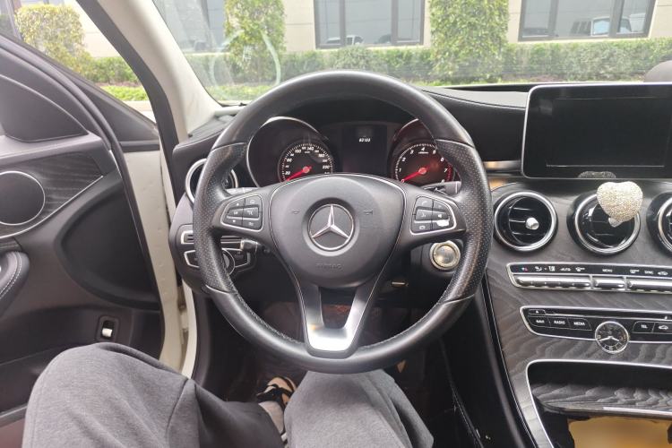 Used Mercedes-Benz C-Class 2017 Restyled C 180 L Fashion Edition Sport Version Steering Wheel