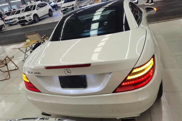 Used Mercedes-Benz SLK-Class 2011 SLK 200 Fashion Model
