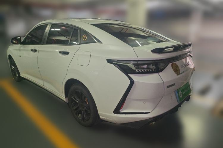 Used Dongfeng Aeolus Yixuan 2023 Mach Edition 1.5L Automatic Chasing Shadow Version
