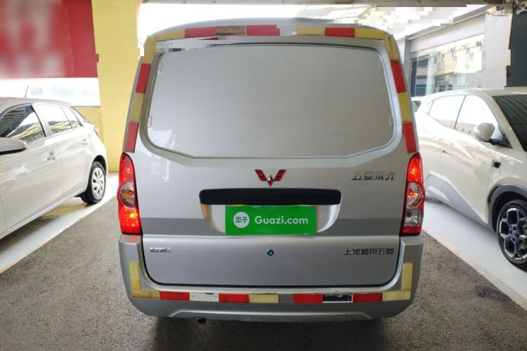 Used Wuling Rongguang 2019 1.5L Extended-Body Van Base Model with 2 Seats Rear