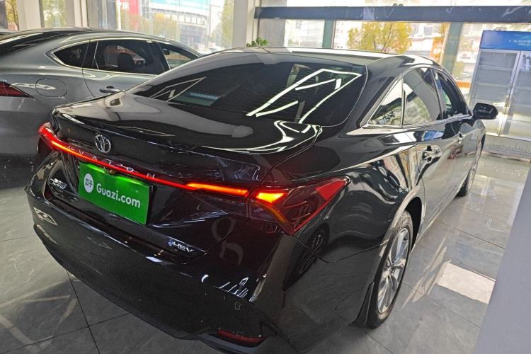 Used Toyota Avalon 2024 Dual-Motor 2.0L Premium Edition
