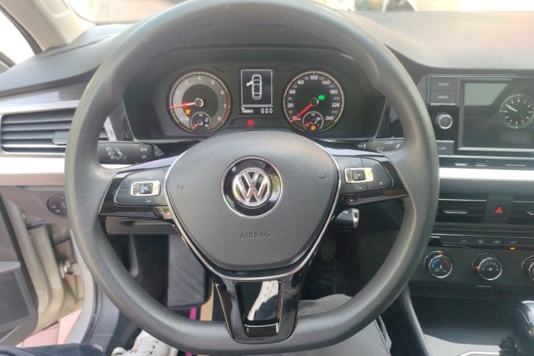 Used Volkswagen Lavida 2018 1.5L Automatic Comfort Edition China V Standard Steering Wheel