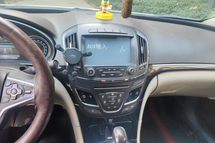 Used Buick Regal 2015 2.0L Elite Fashion Edition
