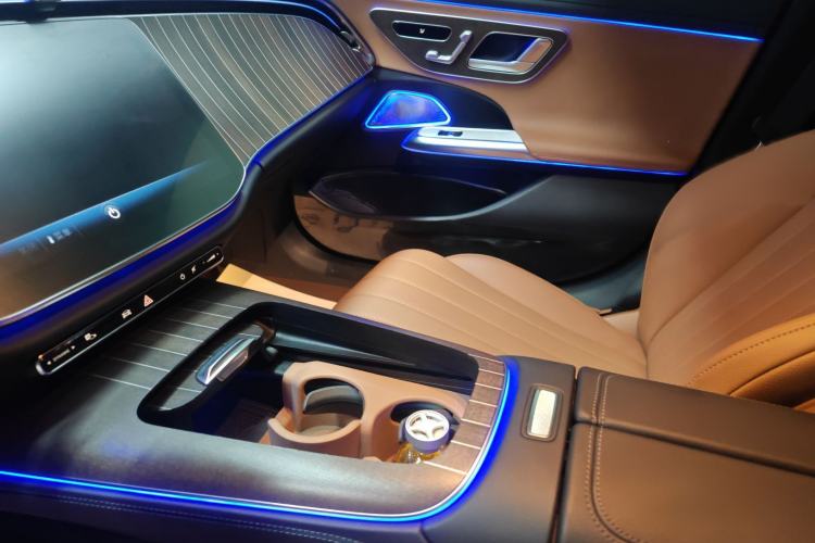 Used Mercedes-Benz E-Class 2025 E 300 L Stylish Model
