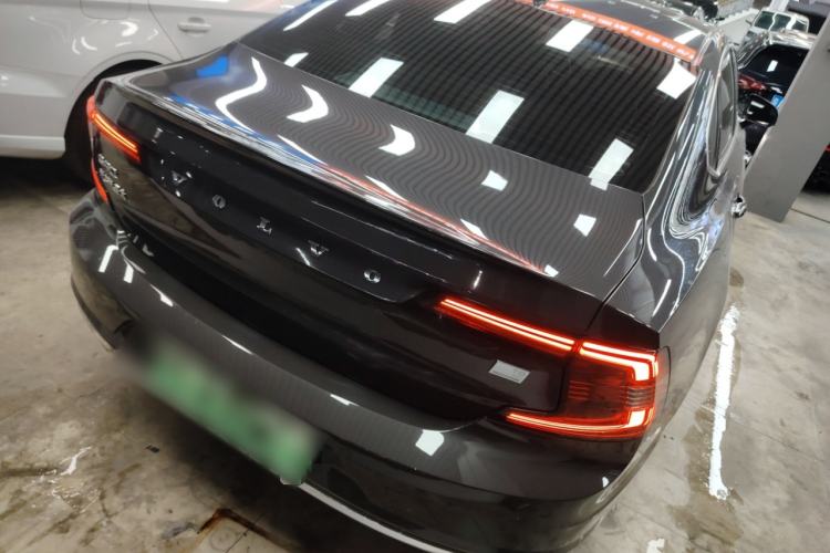 Used Volvo S90 New Energy 2022 T8 eDrive Hybrid Luxury Edition
