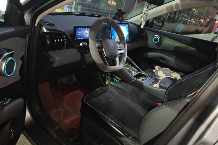 Used BYD Yuan PLUS 2025 Intelligent Driving Version 510 km Leading Edition
