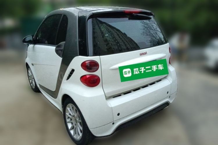 Used smart fortwo 2014 1.0 MHD Midnight Purple Limited Edition Rear Left 45 Deg