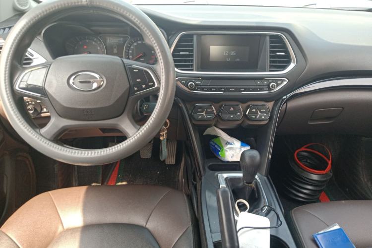 Used GAC Trumpchi GS4 2015 200T Manual Elite Edition Center Console