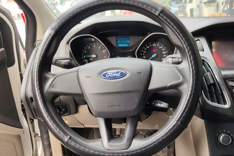 Used Ford Focus 2015 Sedan 1.6L Manual Comfort Model
