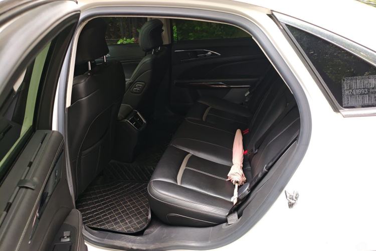 Used Ford Taurus 2017 EcoBoost 245 Flagship Model Left Rear Seat