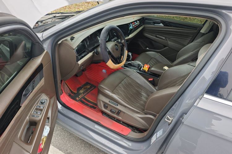 Used Volkswagen Passat New Energy 2019 430 PHEV Hybrid Luxury Edition Driver Seat