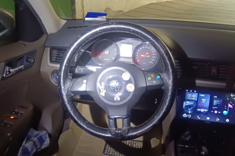 Used Volkswagen Bora 2014 1.6L Automatic Comfort Model Steering Wheel