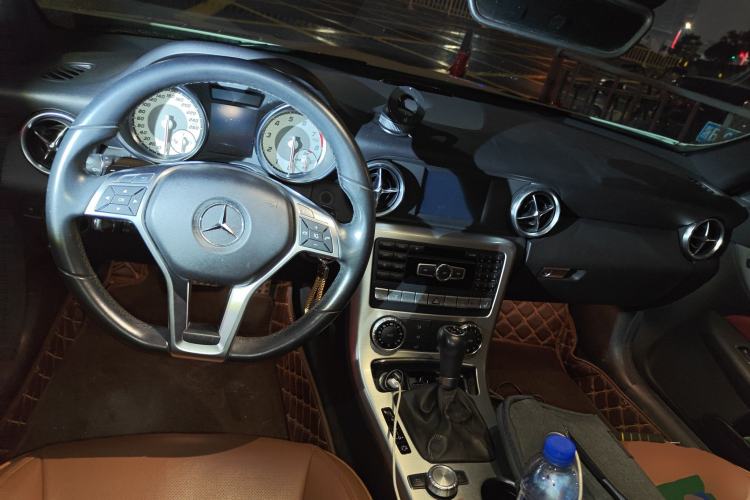 Used Mercedes-Benz SLK-Class 2011 SLK 200 Fashion Model
