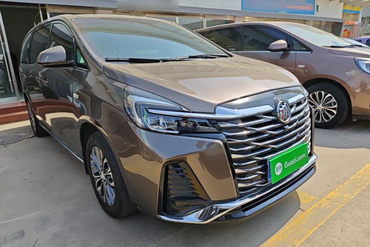 Used Buick GL8 2023 Land Executive Class Comfort Model