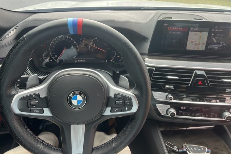 Used BMW 5 Series 2019 530Li Luxury Edition M Sport Package Interior 7