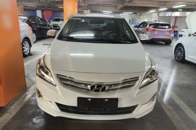 Used Hyundai Verna (older generation) 2014 1.4L Manual Top-Tier Model TOP
