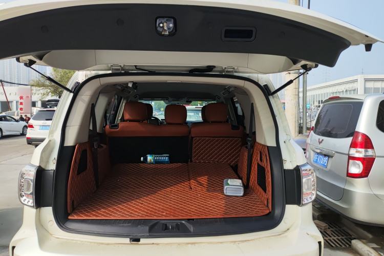 Used Nissan Patrol 2017 4.0L SE U.S.-Spec Version
