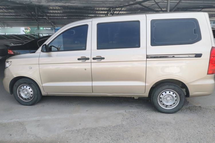 Used Wuling Hongguang V 2022 1.5L Jingqu Edition Electric-Assist LAR