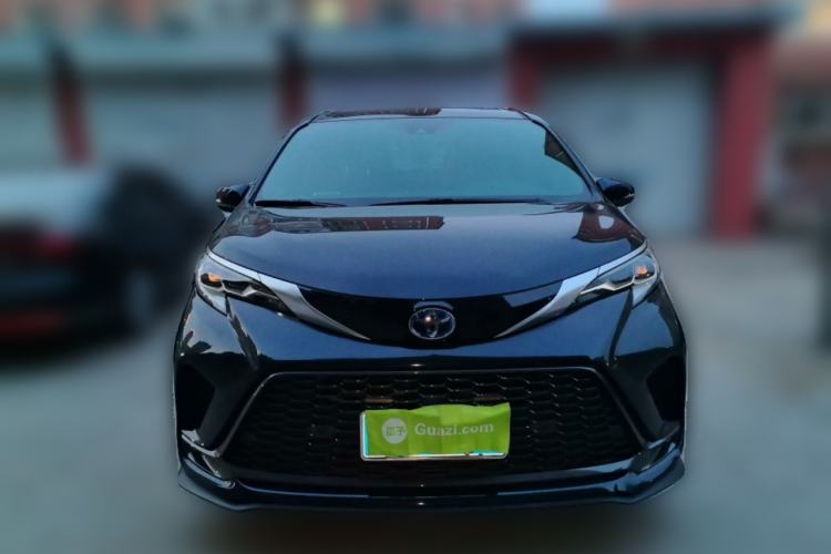 Used Toyota Granvia 2022 2.5L Hybrid Premium Edition Front