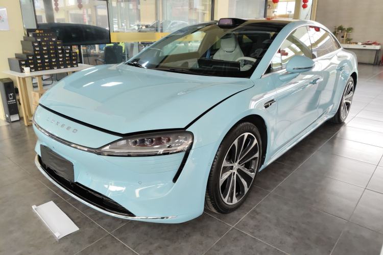 Used Hima Luxeed S7 2025 855 km Max