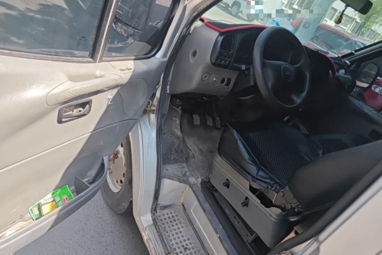 Used Ford Classic Transit 2013 2.8T Diesel Ice White Logistics Vehicle Long Wheelbase Mid-Roof Design – JX493ZLQ4
