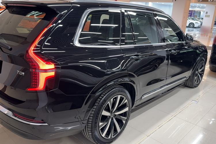 Used Volvo XC90 New Energy 2025 Facelifted T8 Luxury Flagship 7-Seater
