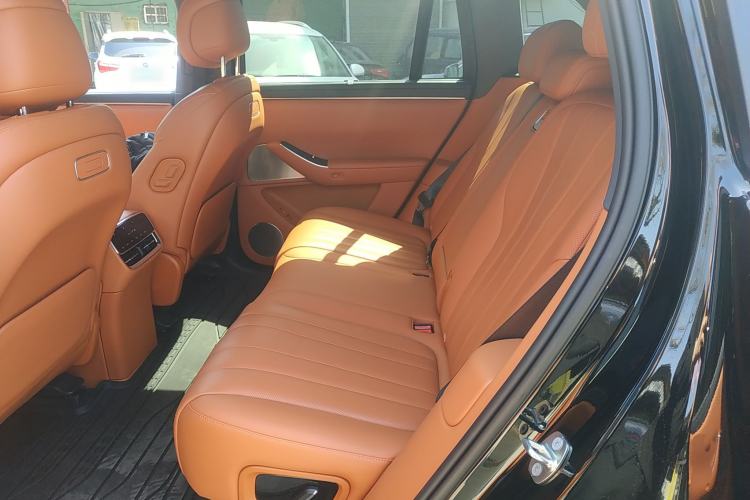 Used Hima AITO M7 2026 Model Range-Extending Max All-Wheel Drive 5-Seater Version
