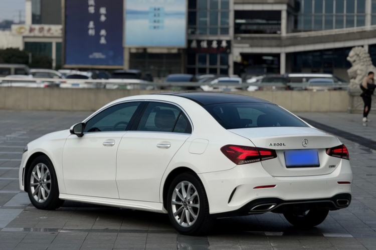 Used Mercedes-Benz A-Class 2021 A 200 L Sport Sedan Fashion Model
