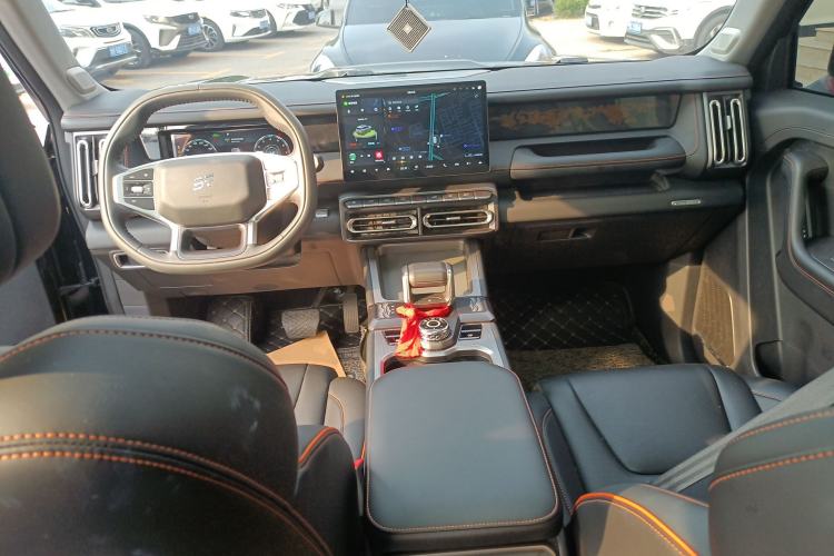 Used JETOUR Freelander 2025 1.5TD DCT Explore Center Console