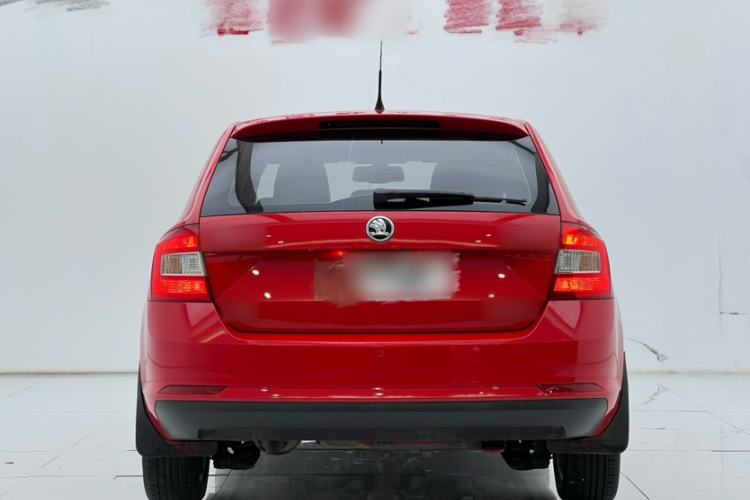 Used Skoda Rapid Spaceback 2016 Revised 1.6L Automatic Chuanxing Version