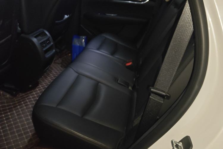 Used Cadillac XT5 2018 25T Luxury Model