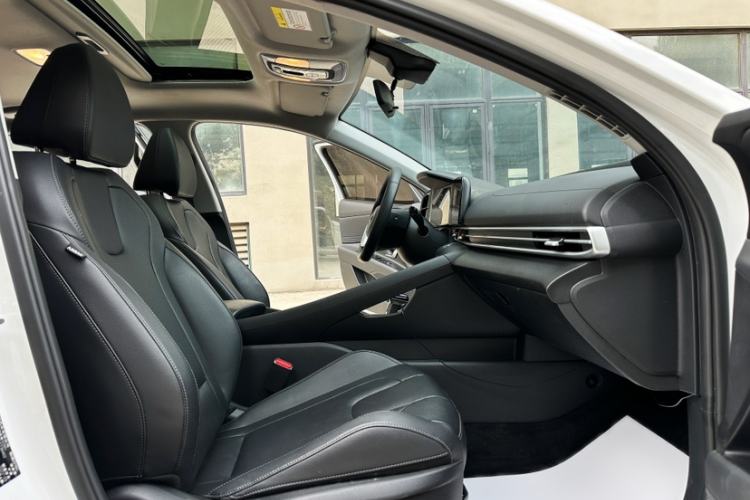 Used Hyundai Elantra 2022 1.5L CVT LUX Prestige Edition