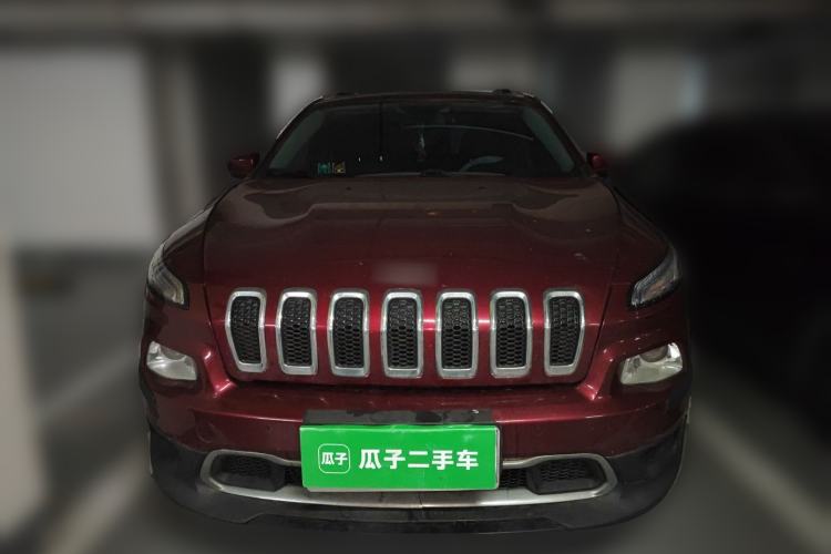 Used Jeep Cherokee 2016 2.0L Superior Edition