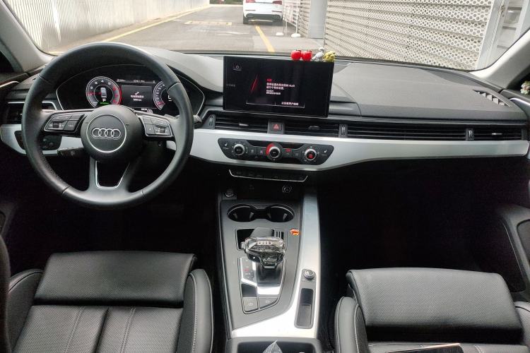 Used Audi A4L 2024 40 TFSI Fashion Dynamic Model
