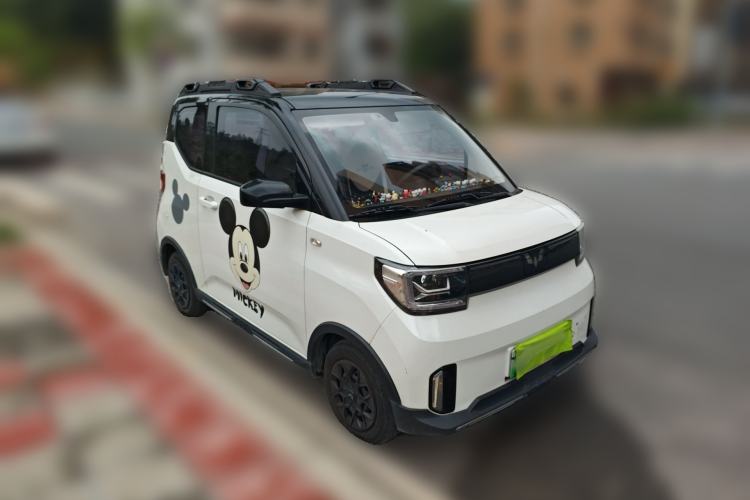 Used Wuling Hongguang MINIEV 2022 GAMEBOY 200km Gaming Edition with Lithium Iron Phosphate Front Right 45 Deg