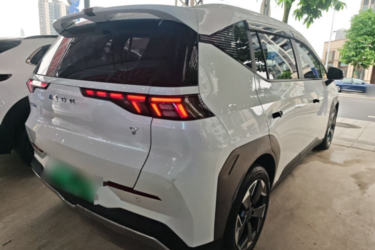 Used AION Y 2022 70 Intelligent Edition Lithium Iron Phosphate Rear Right 45 Deg