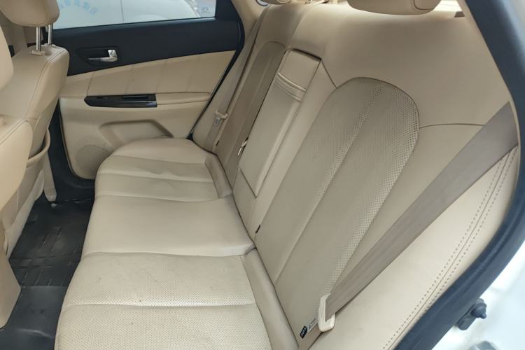 Used Changan Eado 2015 1.6L Manual Luxury Model China IV Standard
