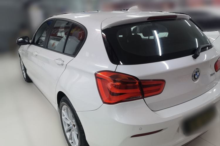 Used BMW 1 Series 2016 118i Urban Design Package Rear Left 45 Deg