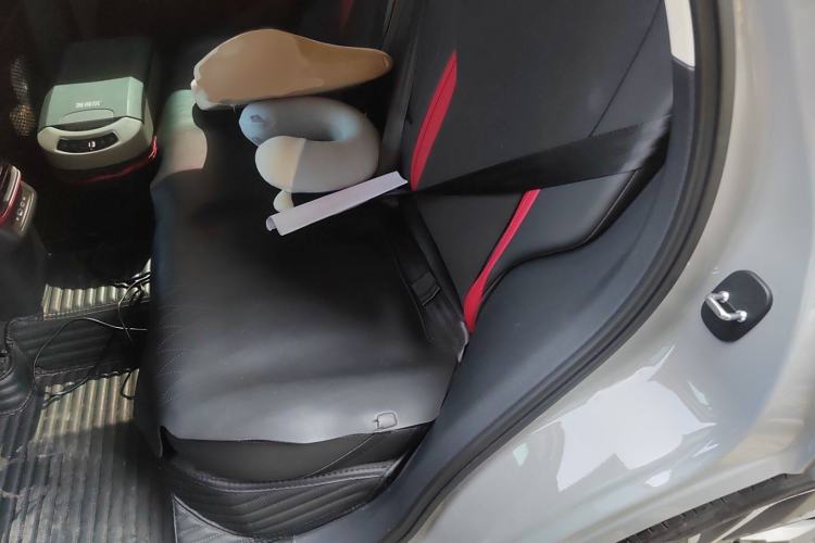 Used Hongqi HS3 2023 2.0T Two-Wheel Drive Available Version