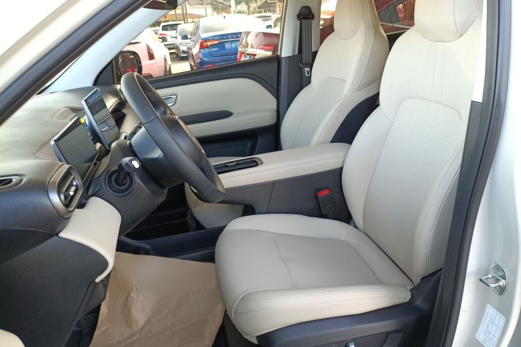 Used Wuling Bingo PLUS 2024 330 km Range Five-Seater Version