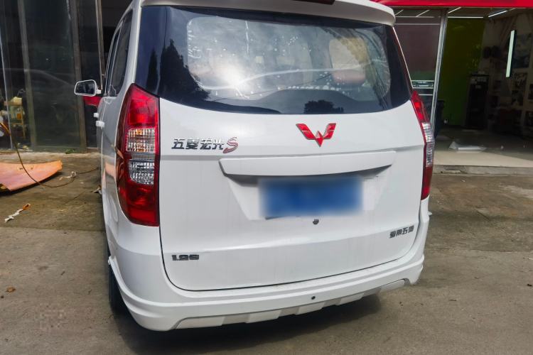 Used Wuling Hongguang 2014 1.2L S Standard Version China IV Standard Exterior 5