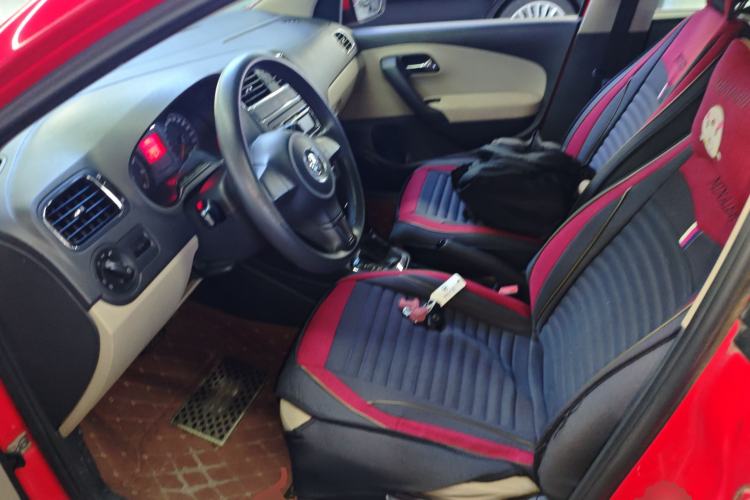 Used Volkswagen Polo 2011 1.4L Automatic ZhiShang Version
