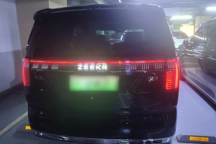 Used Zeekr 009 2024 7-Seater Walk-Through Version Four-Wheel Drive 108 kWh
