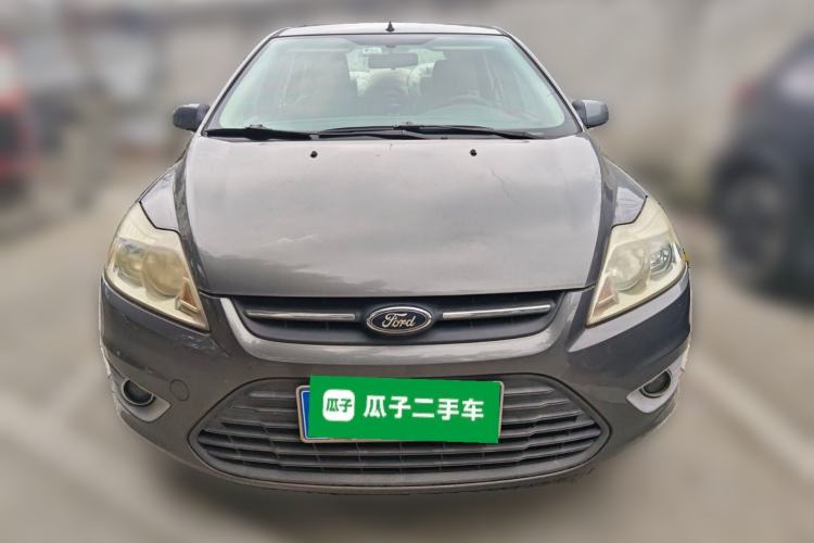 Used Ford Focus 2013 Sedan Classic 1.8L Manual Base Model