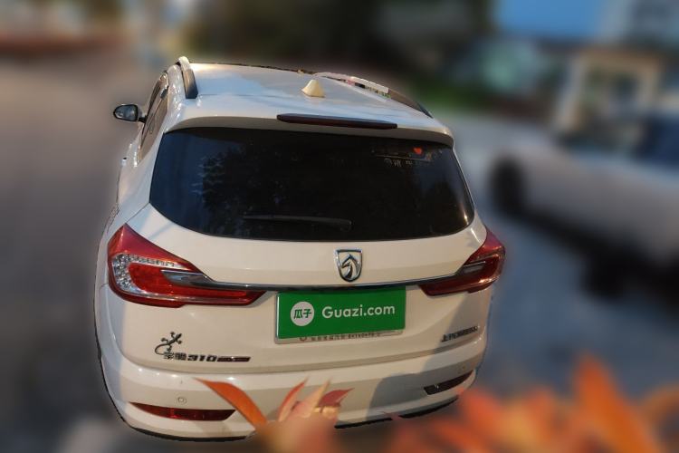 Used Baojun 310W 2017 1.5L Manual Luxury Edition China V Rear