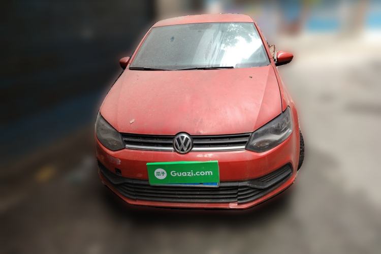 Used Volkswagen Polo 2016 1.4L Manual Fashion Model Front