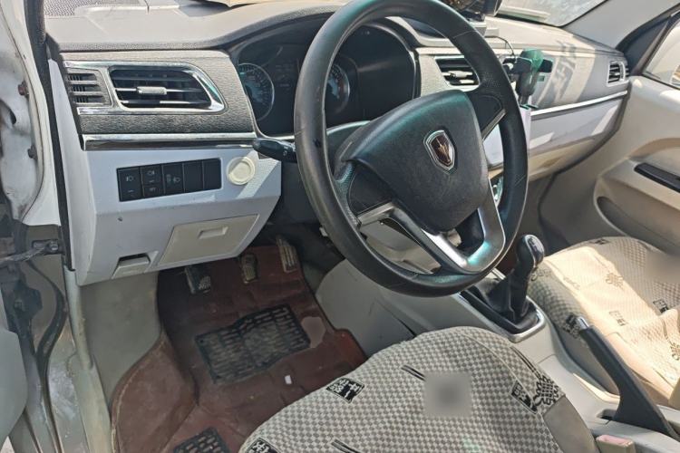 Used Jinbei New Hiace X30L 

