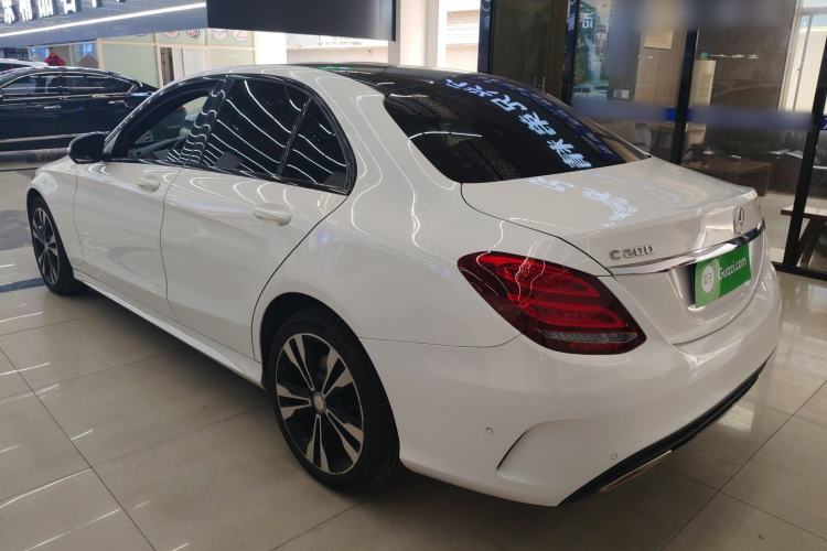 Used Mercedes-Benz C-Class 2017 C 200 Sport Edition 4MATIC Exterior 2