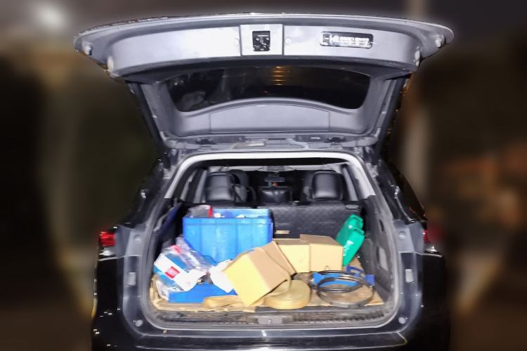 Used Toyota Highlander 2023 2.5L Smart Electric Hybrid Dual-Engine Two-Wheel Drive Elite Version 5 Seats Trunk